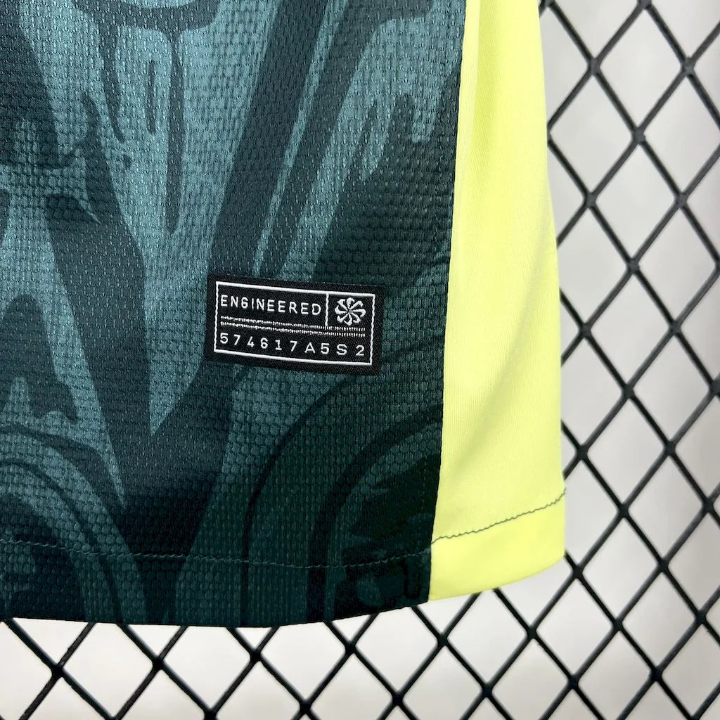 2024/2025 Barcelona Special Edition Green Football Shirt 1:1 Thai Quality