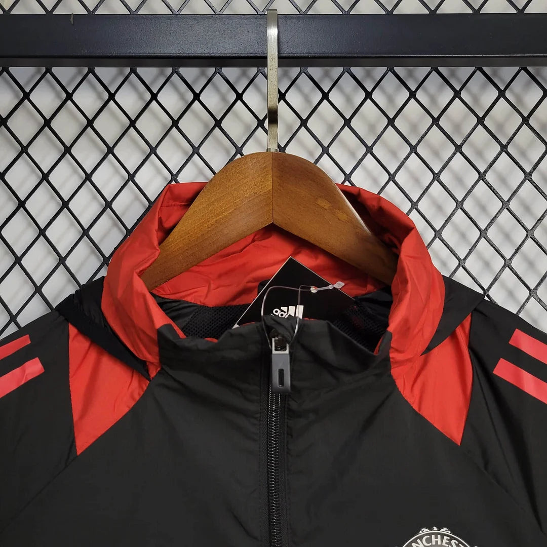 2025/2026 Manchester United Jacket Windbreaker