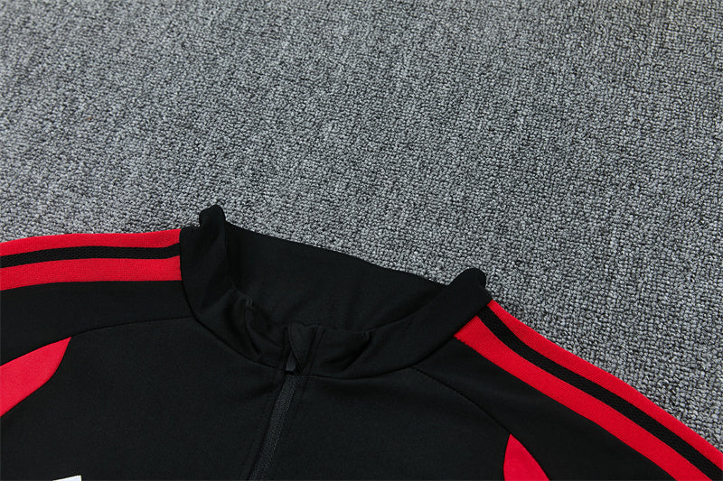 2026/2027 Manchester United Black Half-Pull Tracksuit