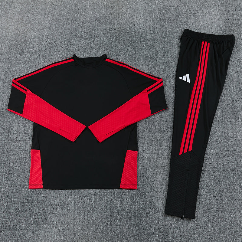 2026/2027 Manchester United Black Half-Pull Tracksuit