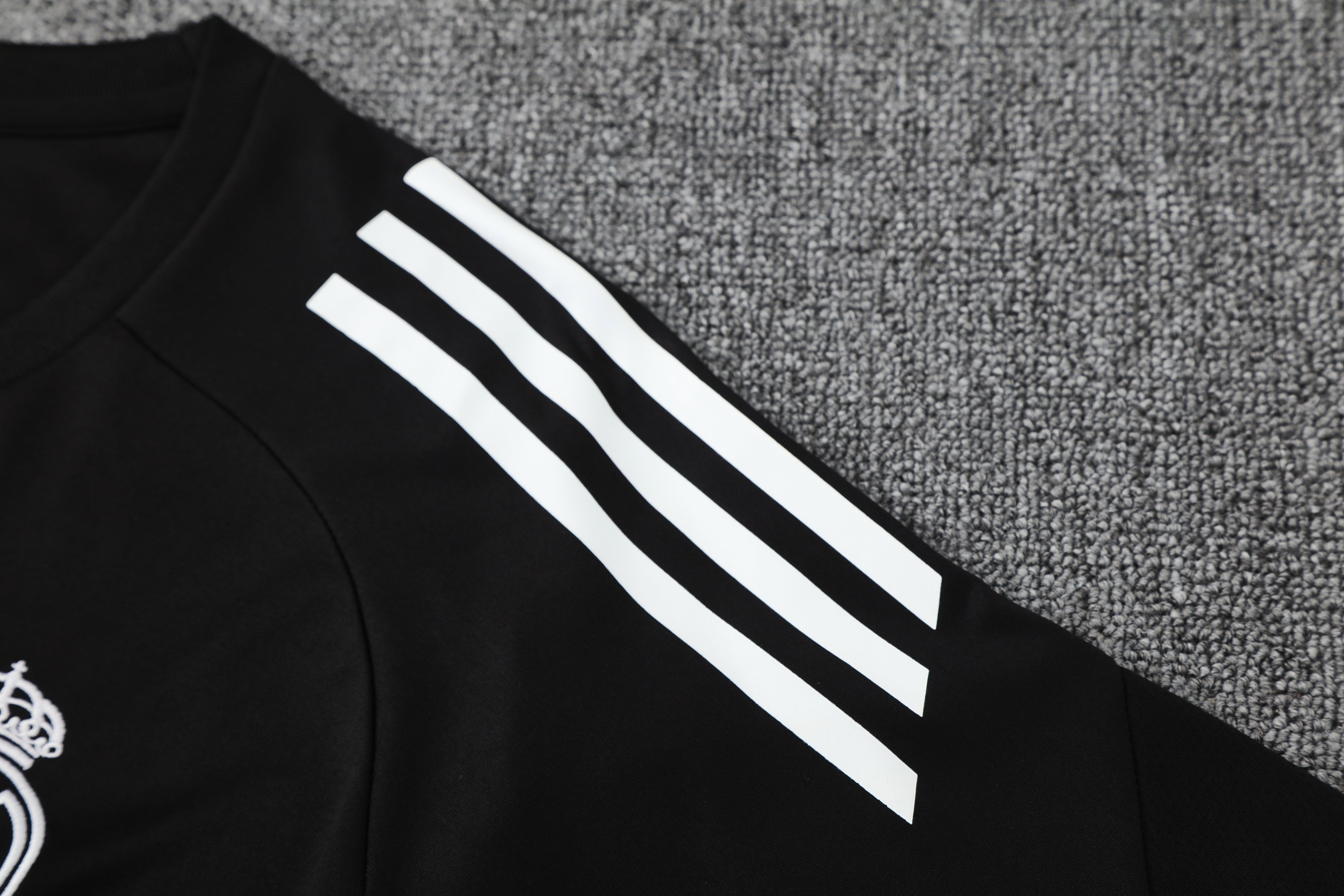 2025/2026 Real Madrid Black Training Set