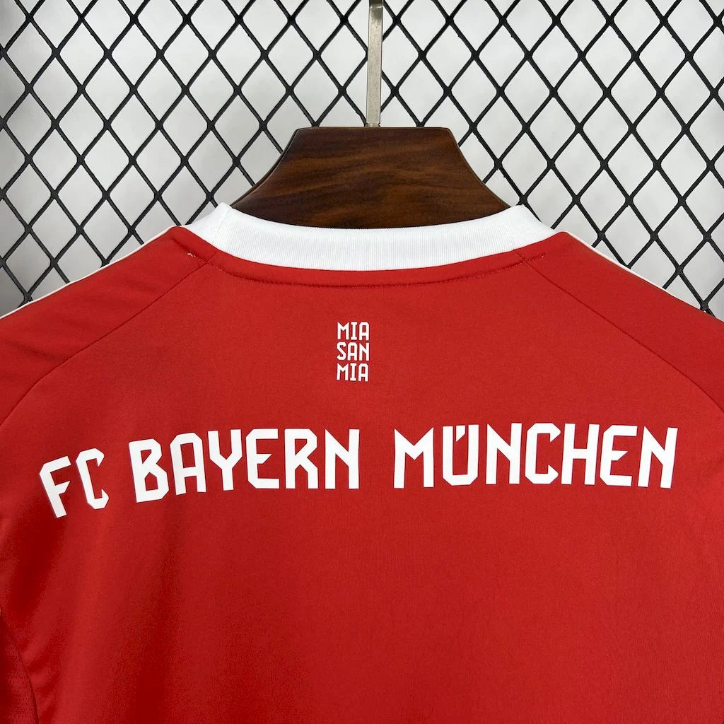2025/2026 Bayern Munchen Home Football Shirt