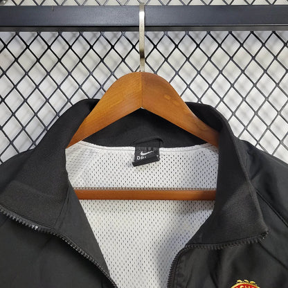 2025/2026 Manchester United Jacket Retro Windbreaker