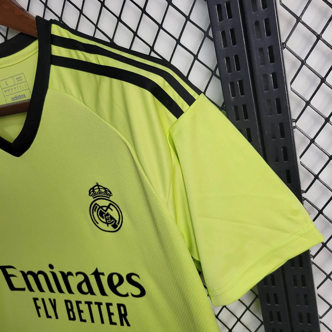 2024/2025 Real Madrid Goalkeeper Football Shirt 1:1