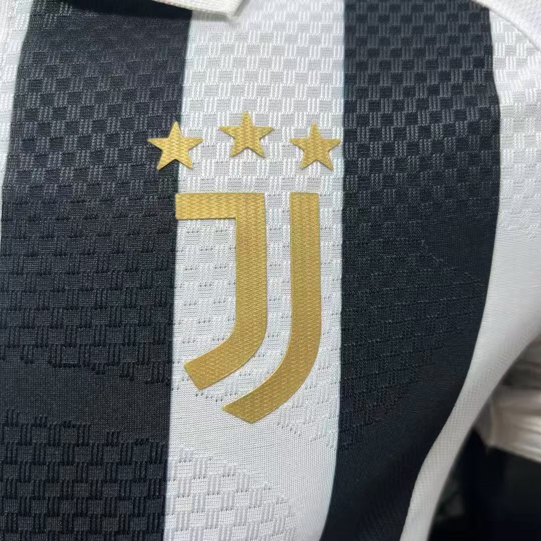 2026/2027 Player Version Juventus Home Football Shirt