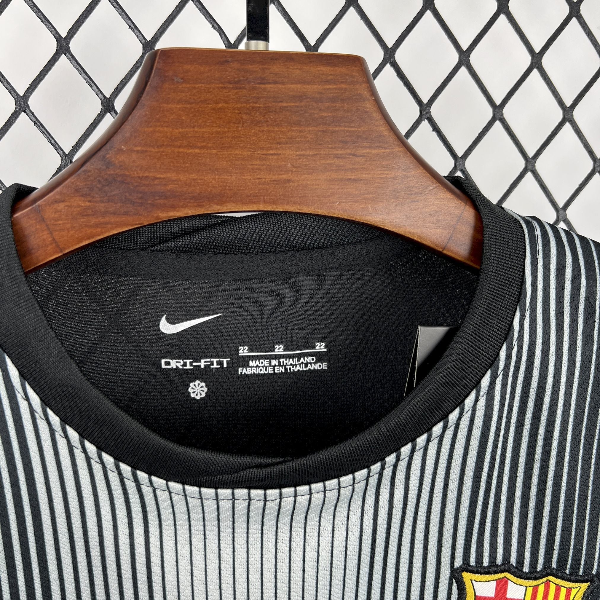 2025/2026 Kids Size Barcelona Black Goalkeeper Football Kit