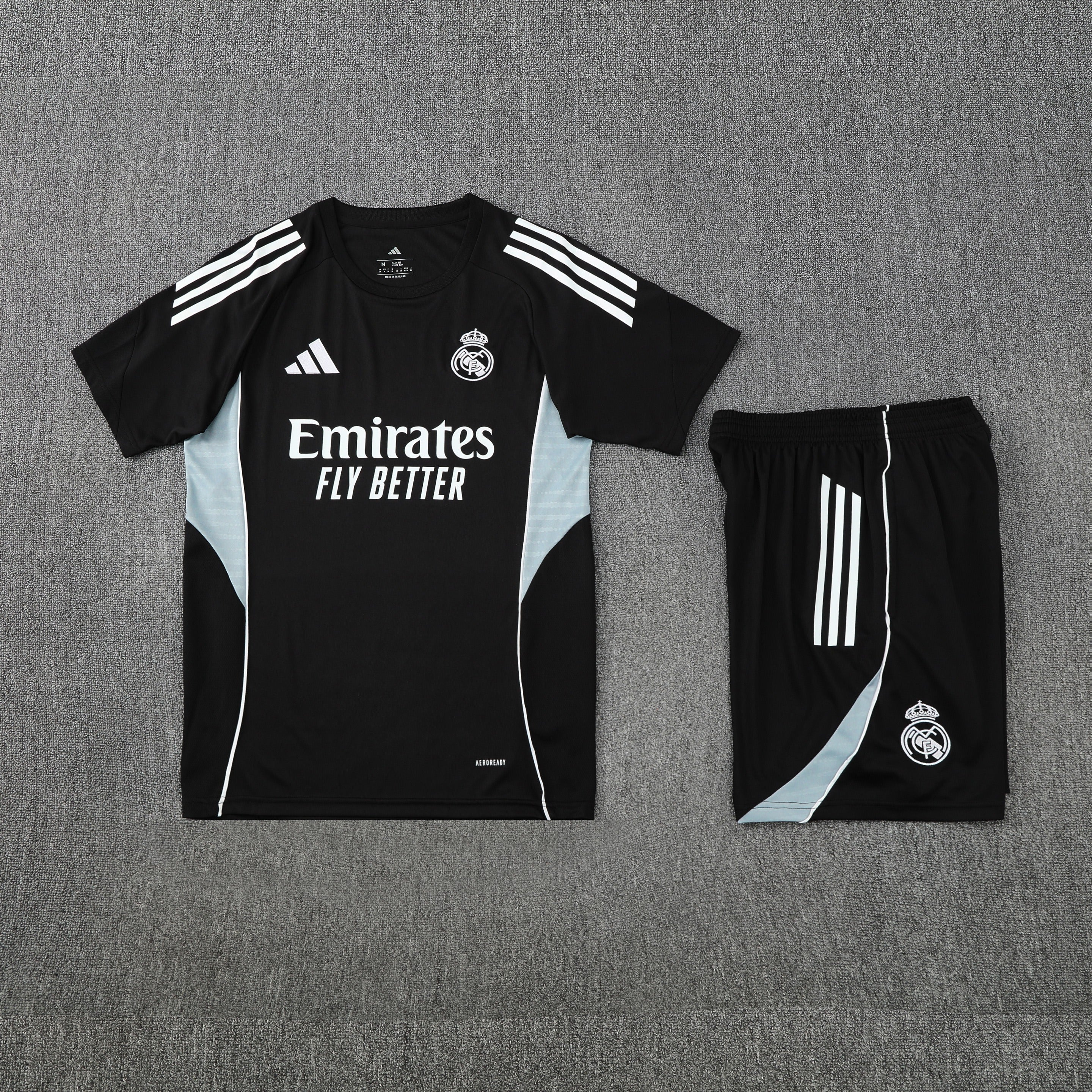 2025/2026 Real Madrid Black Training Set