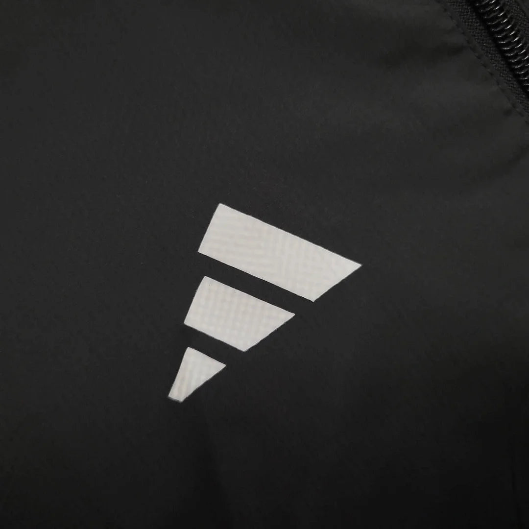 2025/2026 Manchester United Jacket Windbreaker