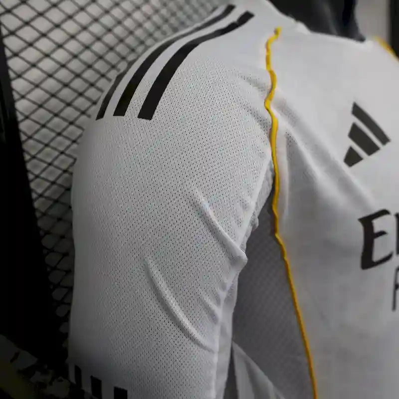 2025/2026 Player Version Real Madrid Home Long Sleeves Football Shirt