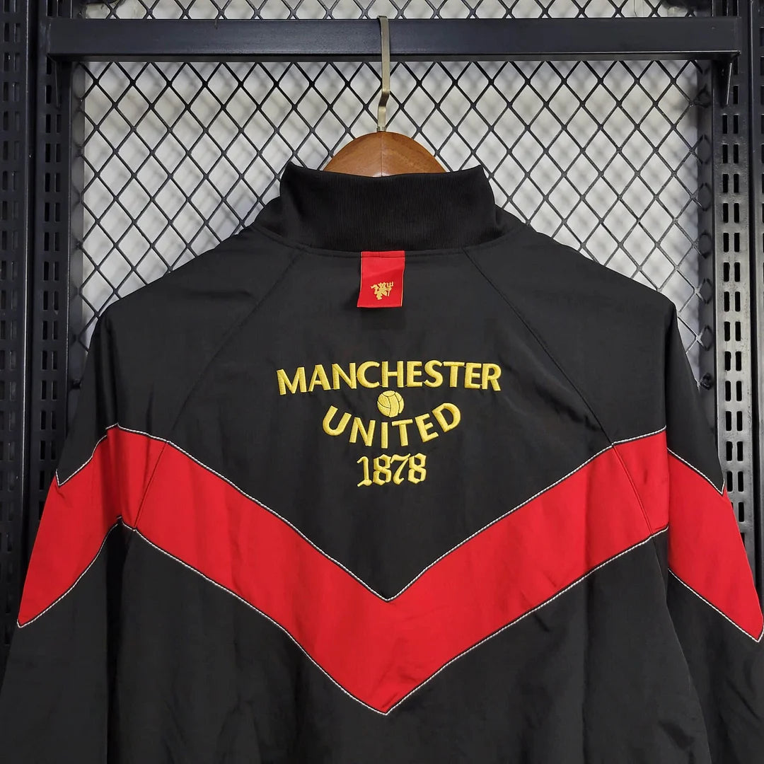 2025/2026 Manchester United Jacket Retro Windbreaker