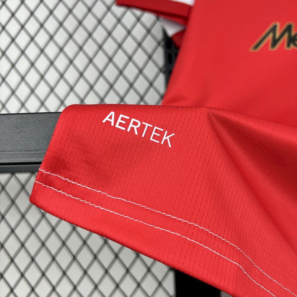 2025/2026 Feyenoord Home Football Jersey