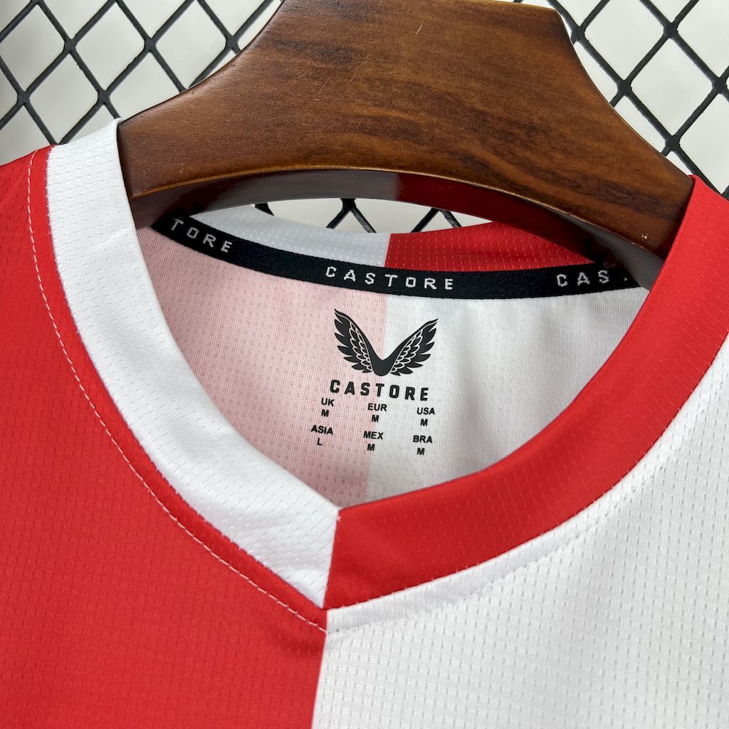 2025/2026 Feyenoord Home Football Jersey