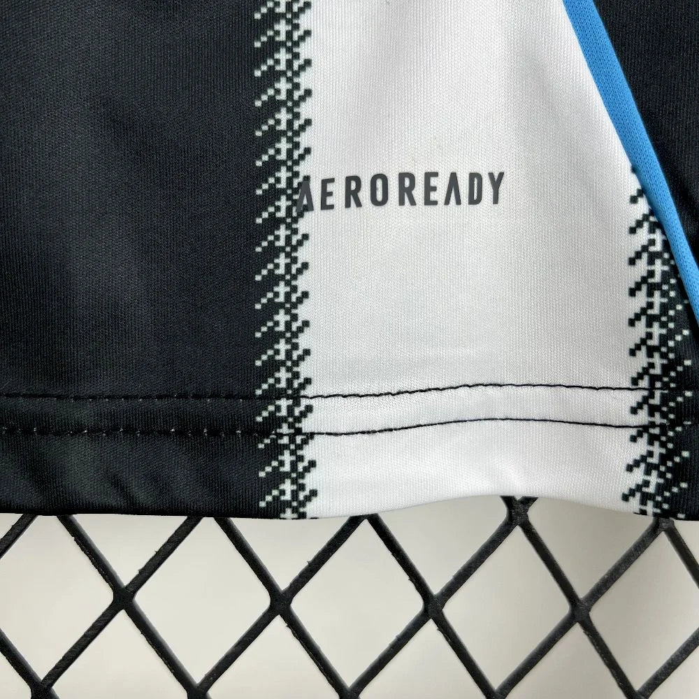 2025/2026 Newcastle United Home Football Shirt