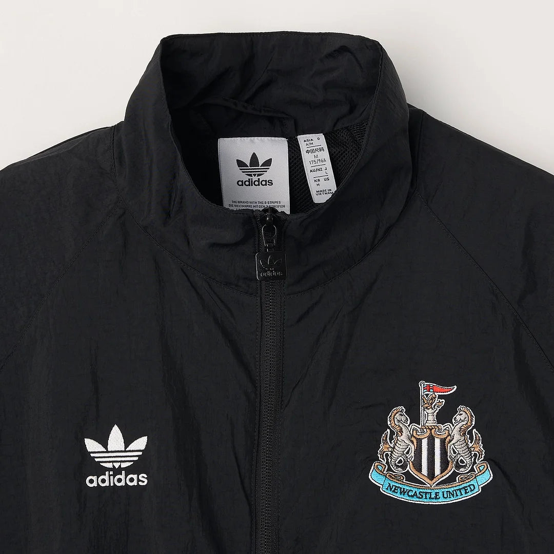 2024/2025 Newcastle United Windbreaker Black Soccer Jersey 1:1 Thai Quality