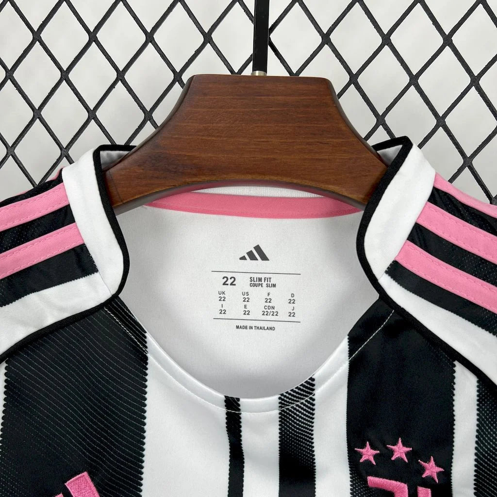 2025/2026 Juventus Home Football Shirt Kids Size